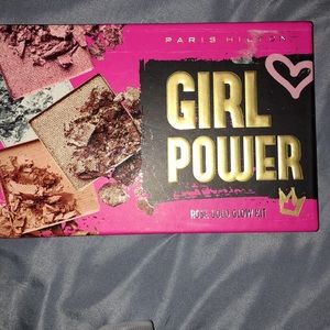 Paris Hilton rose gold glow kit